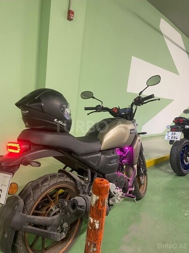 Yamaha FZ-X-4