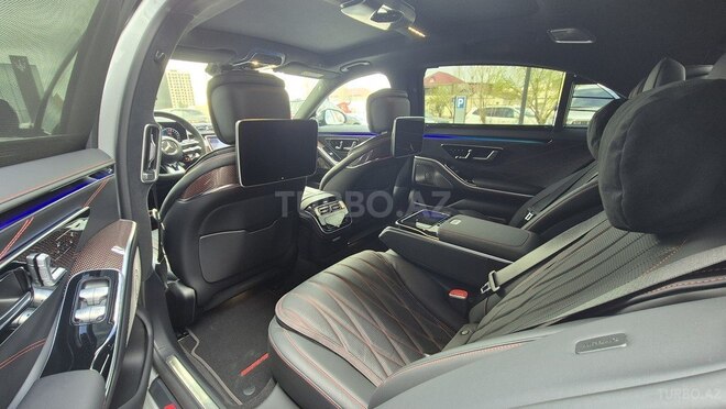 Mercedes S 63 AMG-11