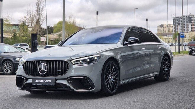 Mercedes S 63 AMG-2