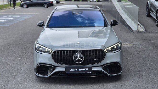 Mercedes S 63 AMG-5
