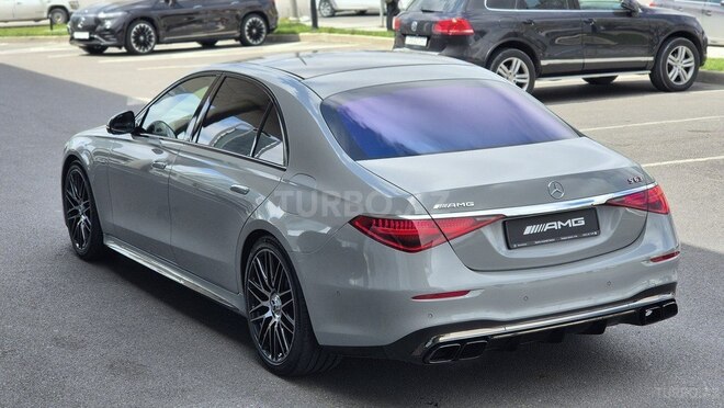 Mercedes S 63 AMG-3