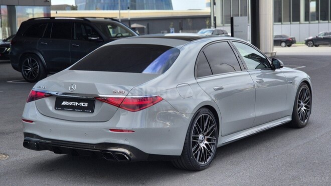 Mercedes S 63 AMG-4