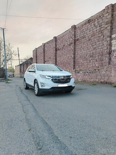 Chevrolet Equinox-2