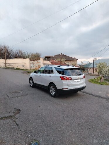 Chevrolet Equinox-7