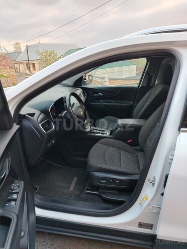 Chevrolet Equinox-10