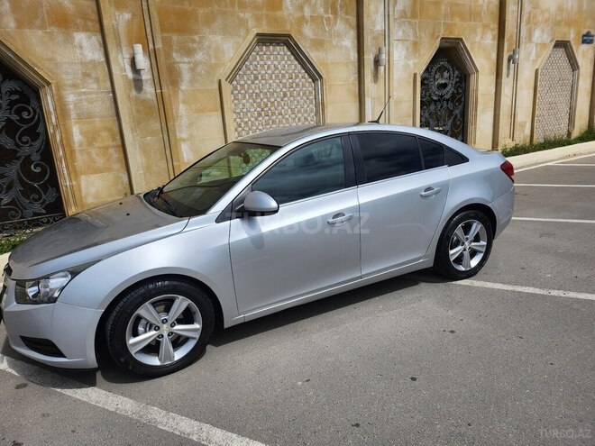 Chevrolet Cruze-4