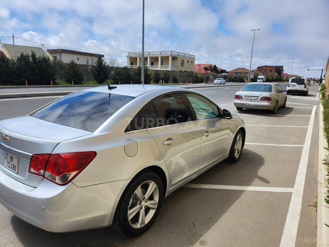 Chevrolet Cruze-14