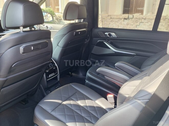 BMW X7-14