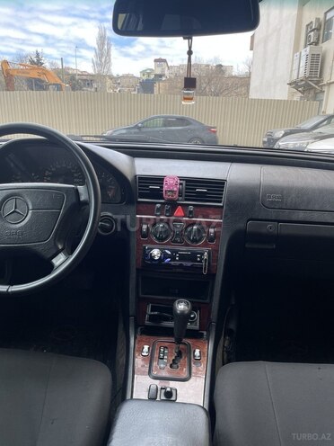 Mercedes C 180-11
