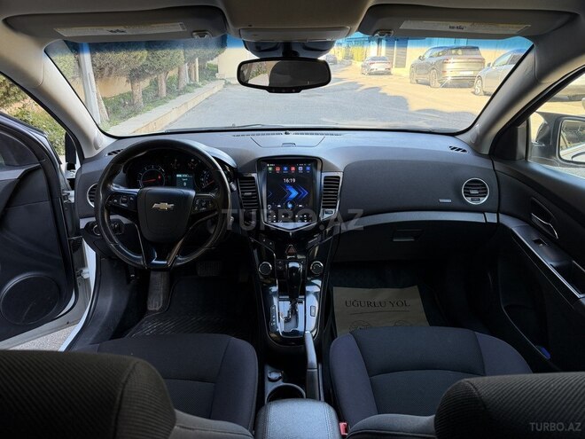 Chevrolet Cruze-5