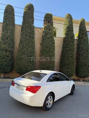 Chevrolet Cruze-9