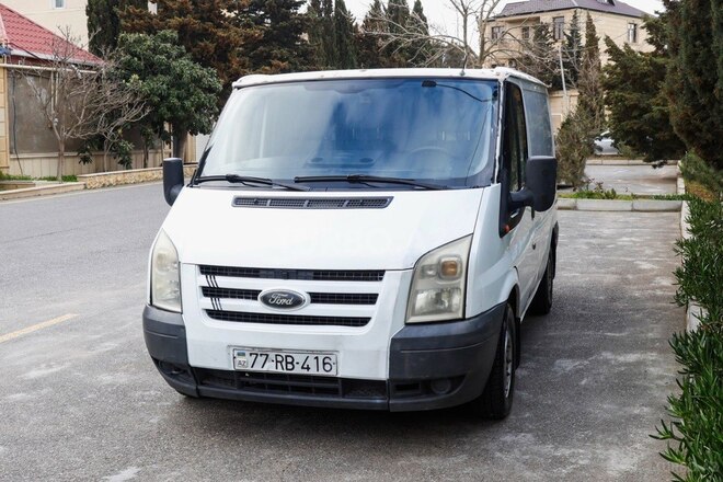 Ford Transit-1