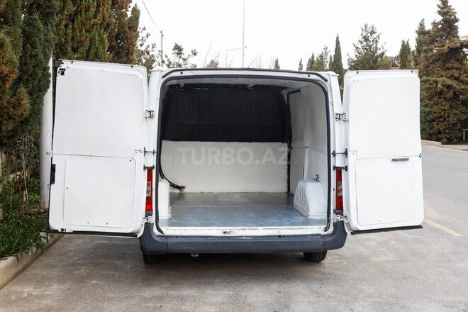 Ford Transit-5