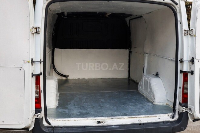 Ford Transit-6
