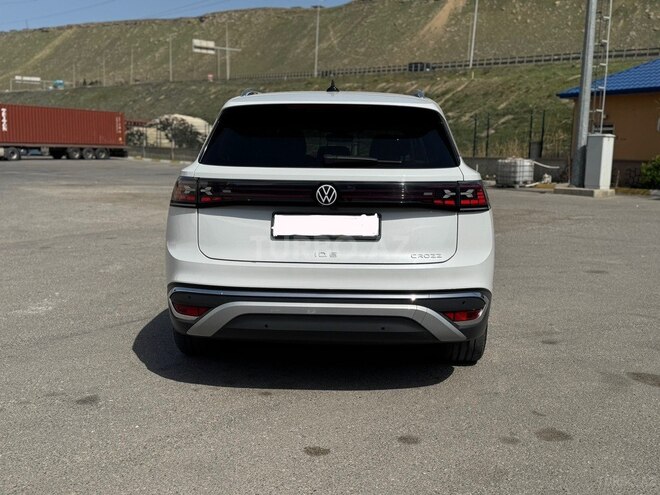 Volkswagen ID.6 Crozz-3