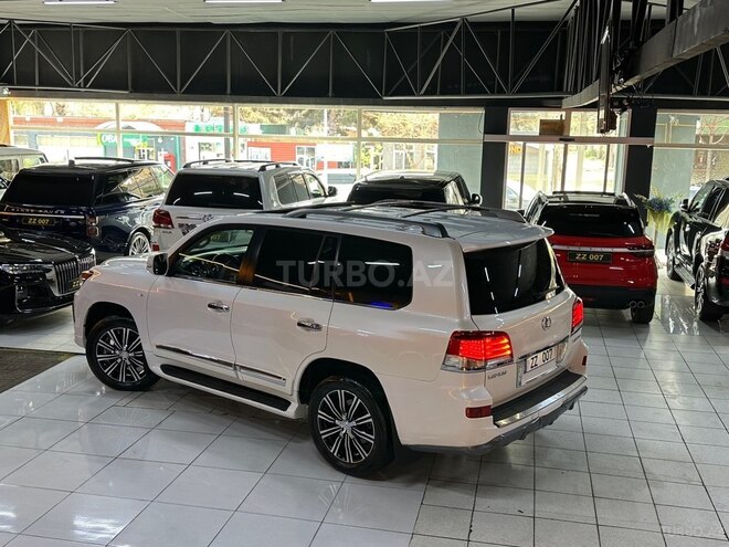 Lexus LX 570-12