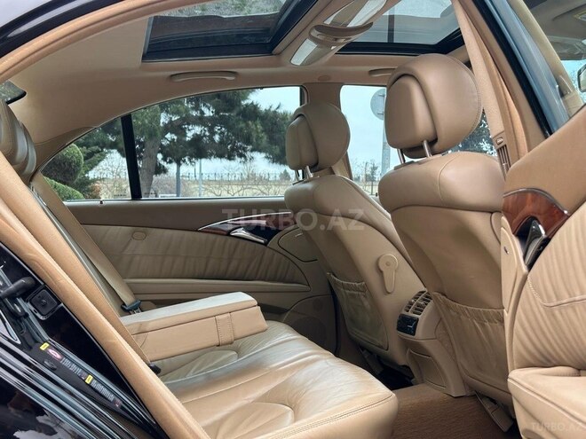 Mercedes E 350-16