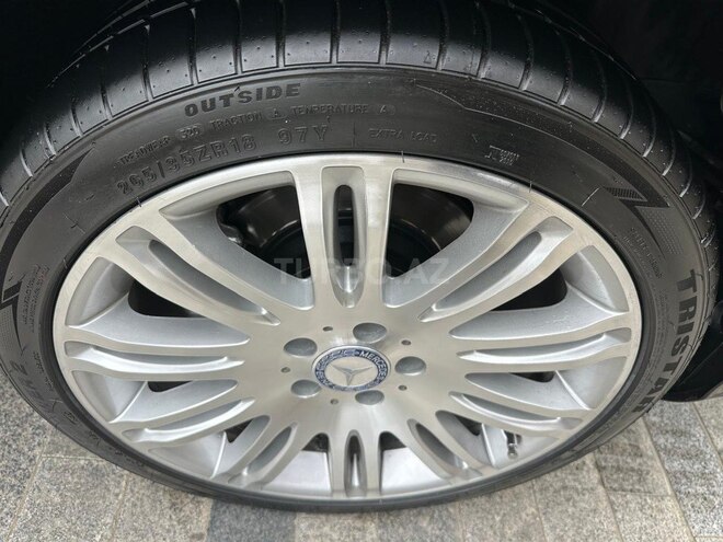 Mercedes E 350-17