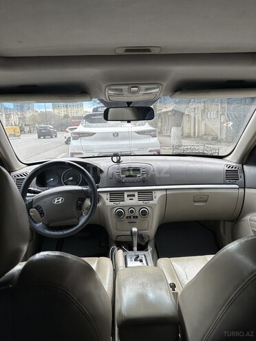Hyundai Sonata-6