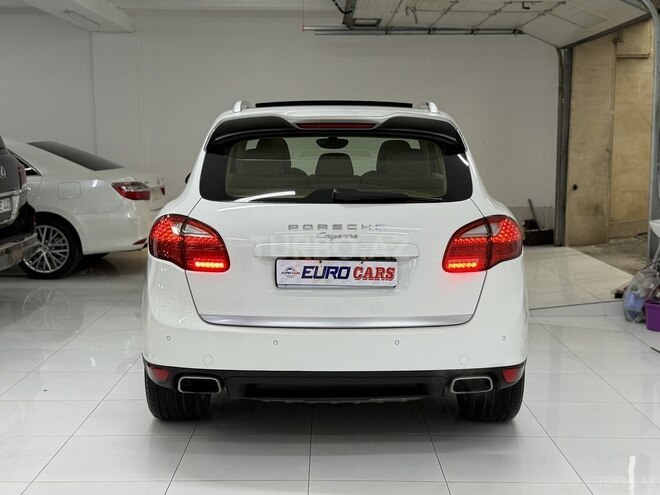 Porsche Cayenne-18