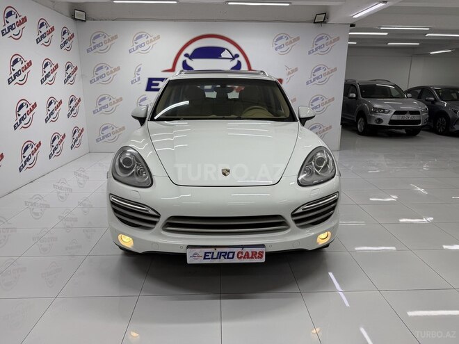 Porsche Cayenne-4