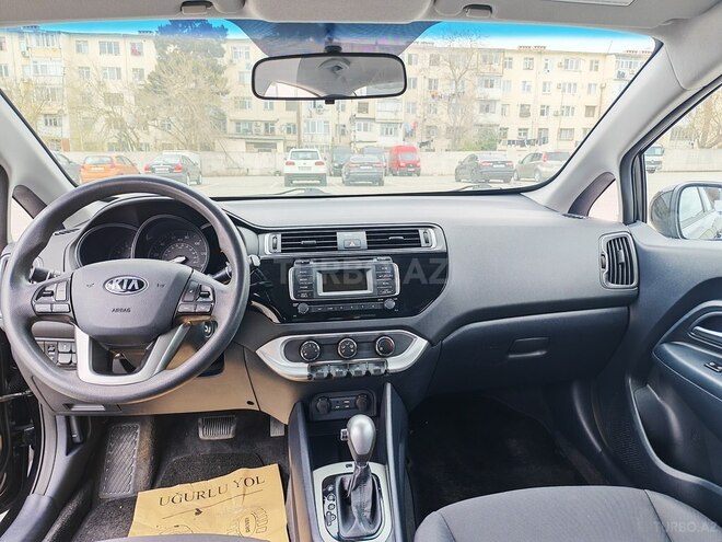Kia Rio-6