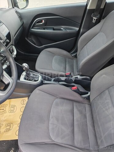 Kia Rio-9