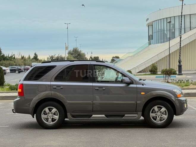 Kia Sorento-11