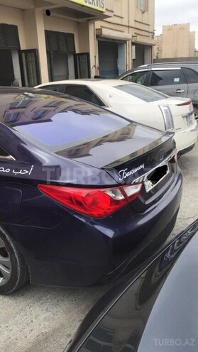 Hyundai Sonata-2