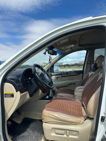 Hyundai Santa Fe-5