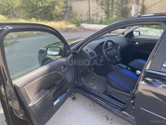 Ford Mondeo-4