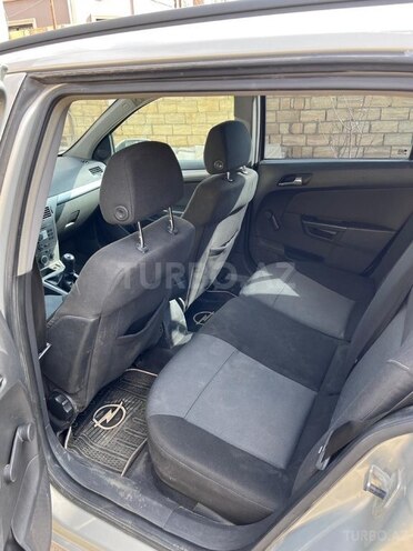 Opel Astra-8