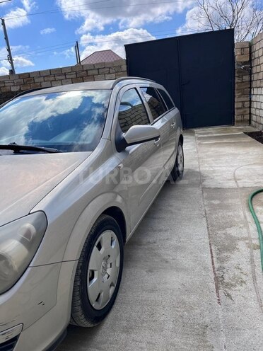 Opel Astra-3
