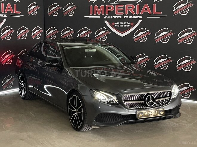 Mercedes E 300-1