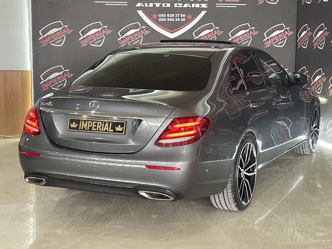Mercedes E 300-6
