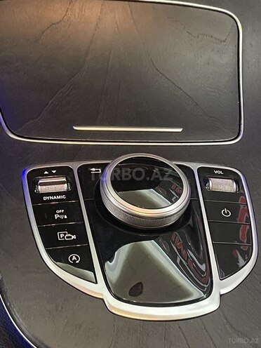 Mercedes E 300-13