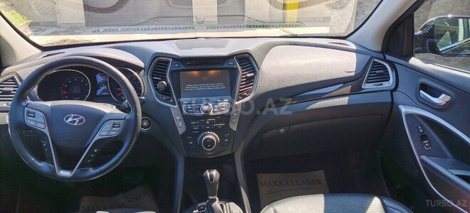 Hyundai Santa Fe-6