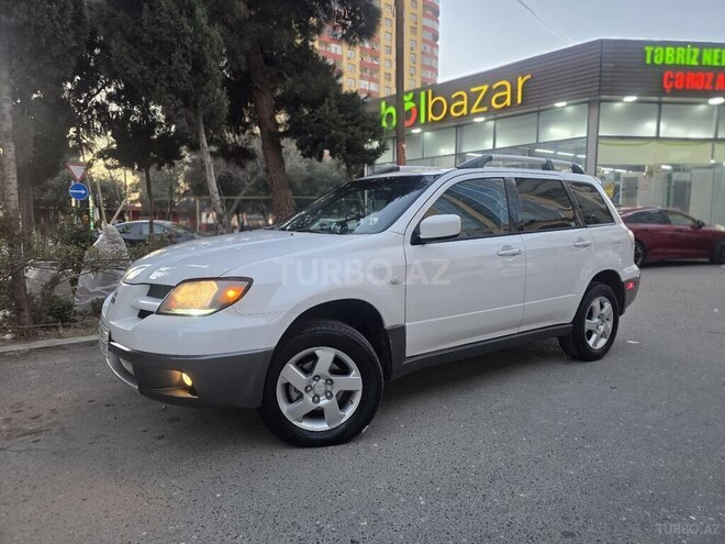 Mitsubishi Outlander-4