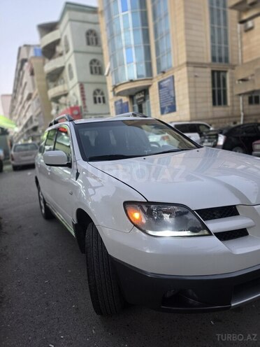 Mitsubishi Outlander-14