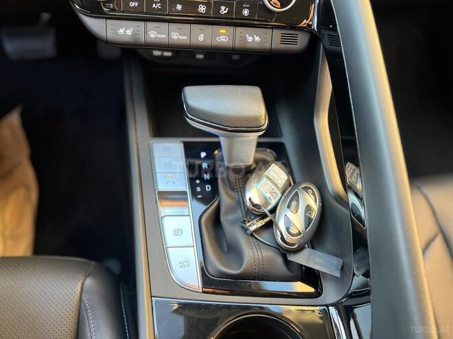 Hyundai Avante-16