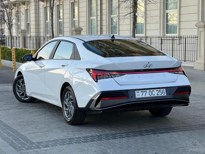 Hyundai Avante-4