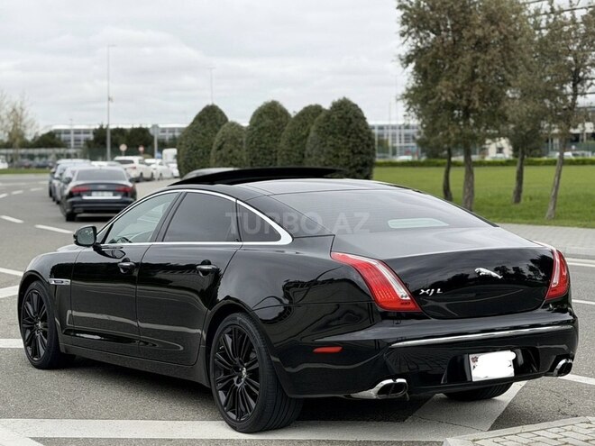 Jaguar XJ-10