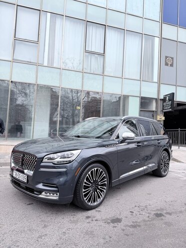 Lincoln Aviator-2