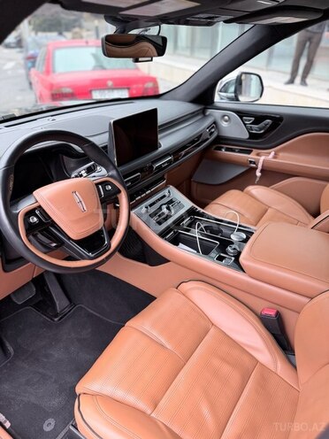 Lincoln Aviator-6