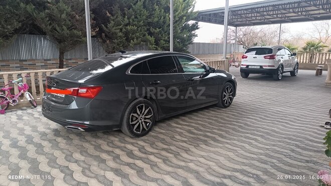 Chevrolet Malibu-8