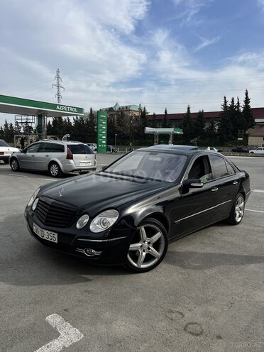 Mercedes E 270-4