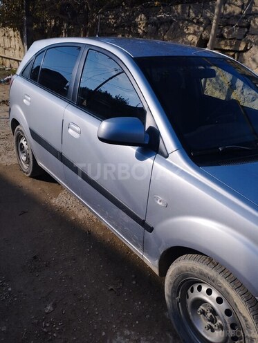 Kia Rio-3