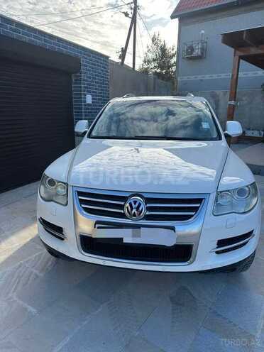 Volkswagen Touareg-1