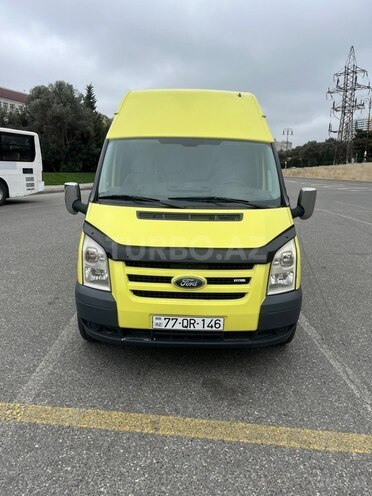 Ford Transit-1