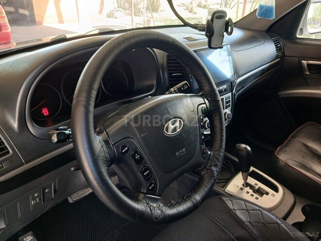 Hyundai Santa Fe-9